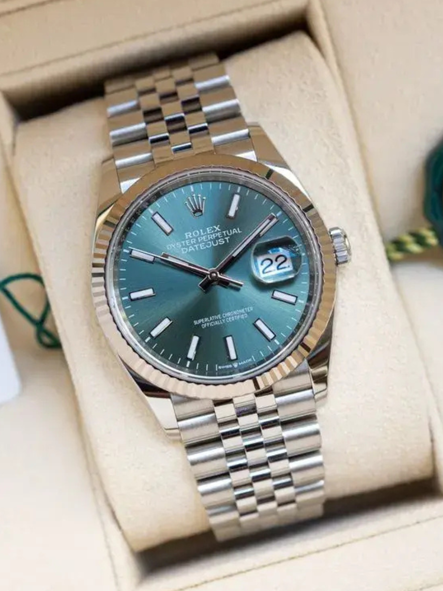 Luxury Green Dial Stainless Steel Watch – Premium Edition