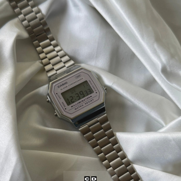 Silver Dial Retro Digital Watch for Men & Women – Trendy
