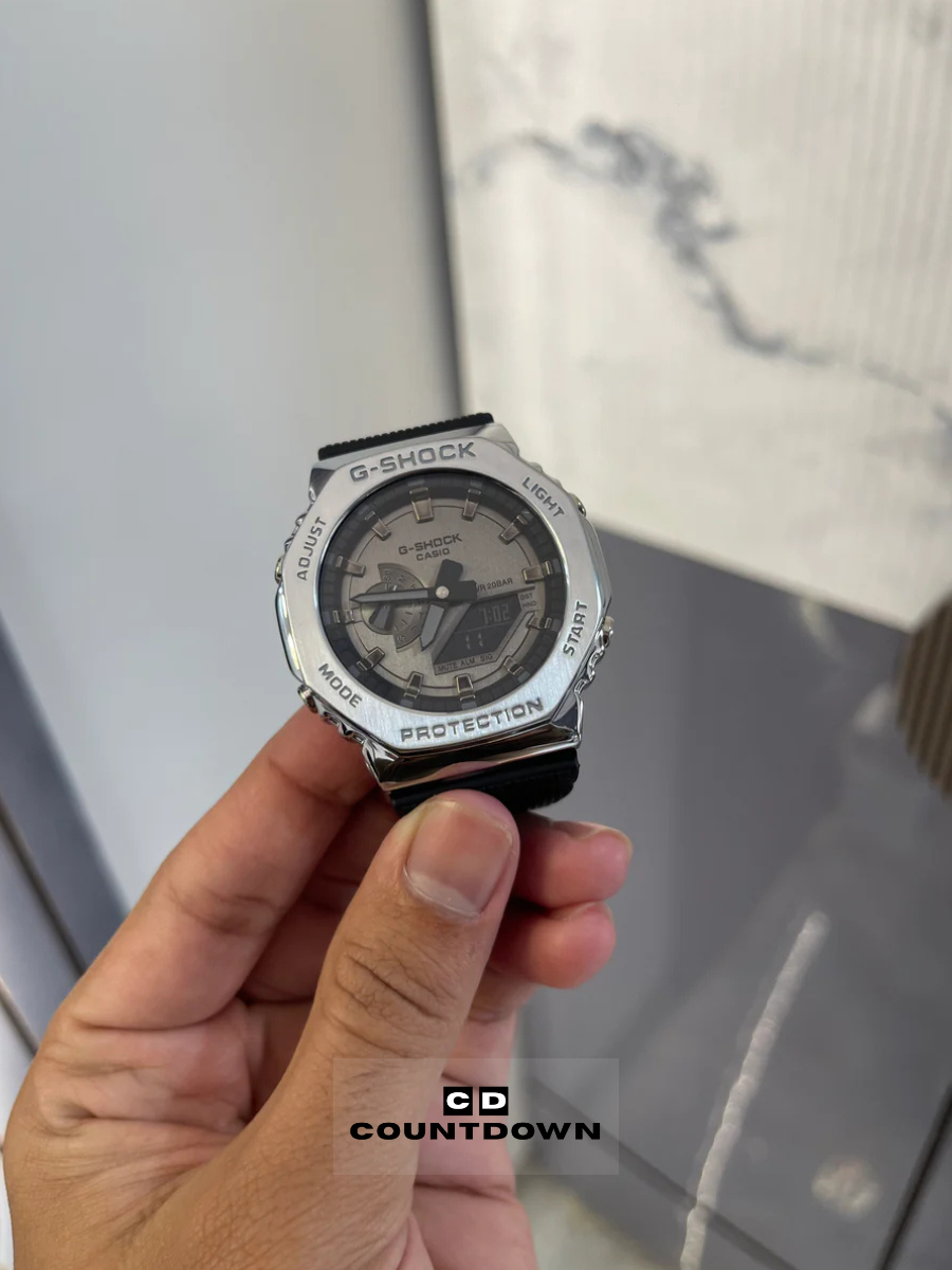 Image00001 Durable Sport Watch for Men – Trendy Rugged Design - Image 1