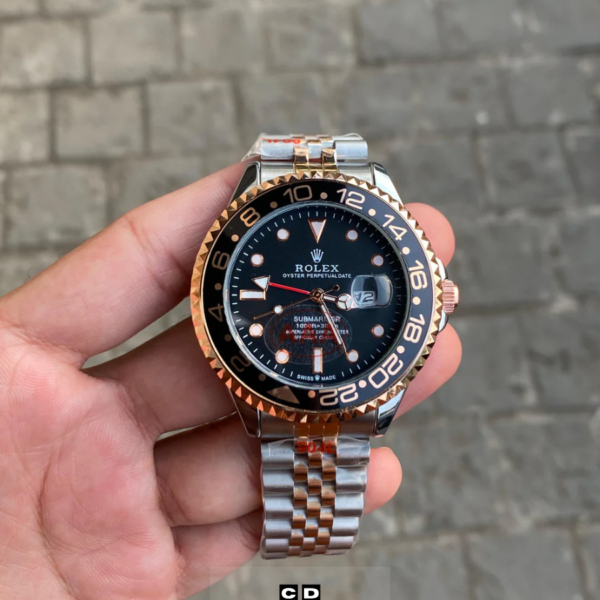 Gold GMT Watch for Men – Stylish Travel Edition