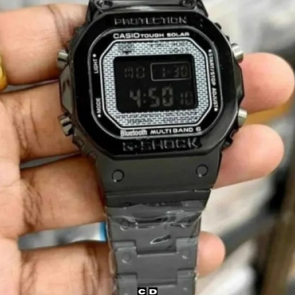 Silver Metal Digital Watch for Men – New Trendy Model
