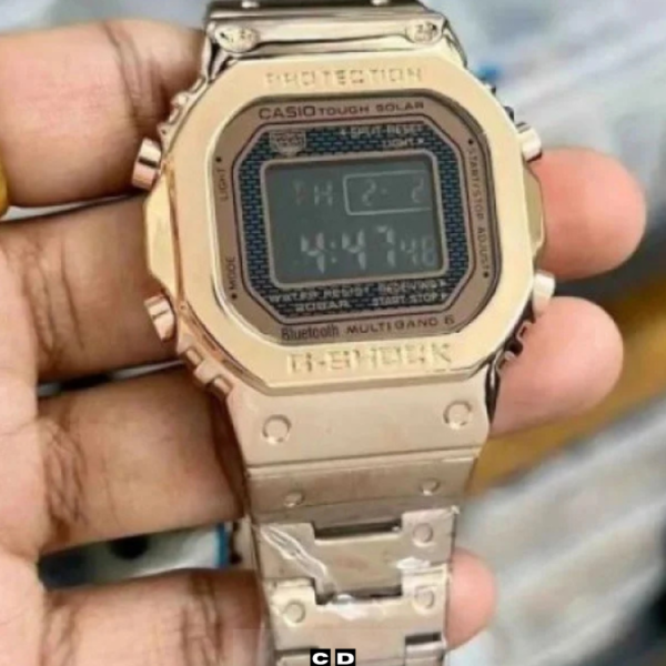 Rose Gold Metal Digital Watch for Women – Stylish Premium