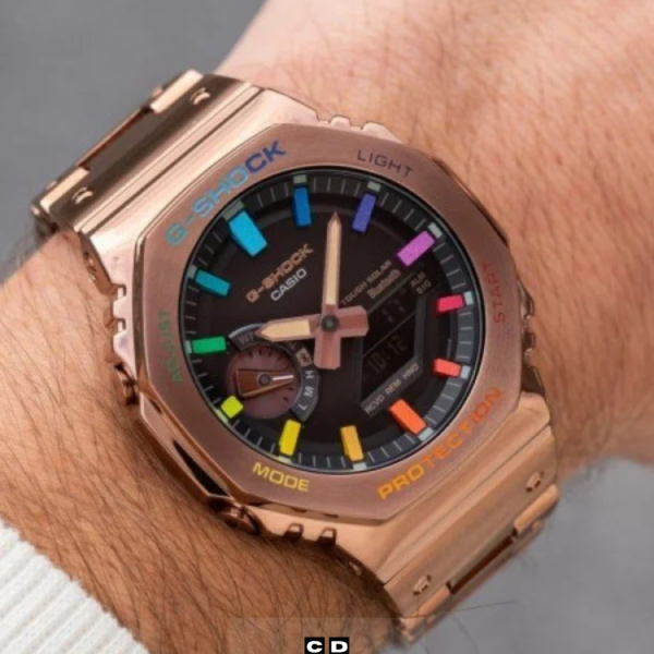 Rose Gold Metal Watch for Women – Trendy Modern Look