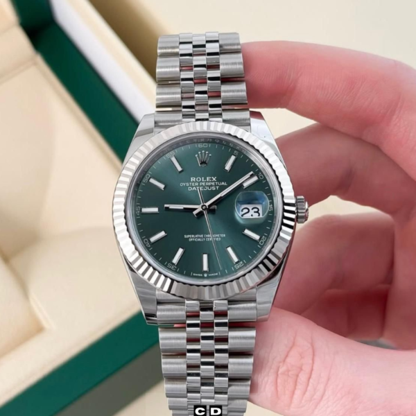 Silver Dial Automatic Watch for Men – Stylish Classic
