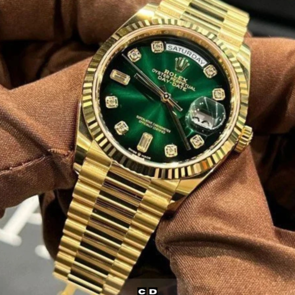 Gold Dial Automatic Watch for Men – Modern Luxury Look