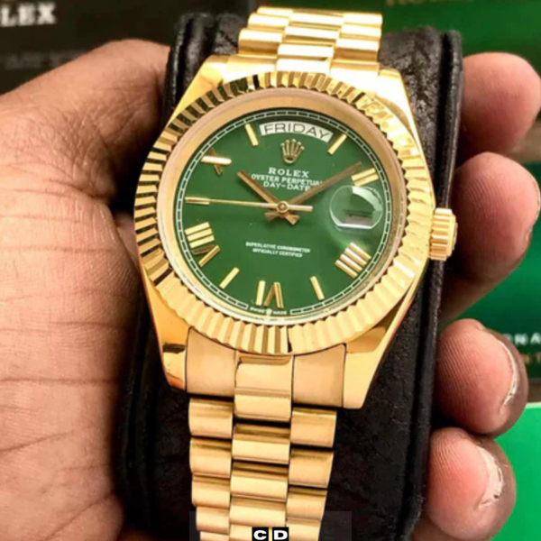 Rose Gold Green Dial Watch for Men – Stylish Luxury