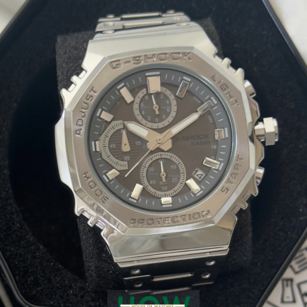 Modern Men’s Watch with Analog & Digital Functions