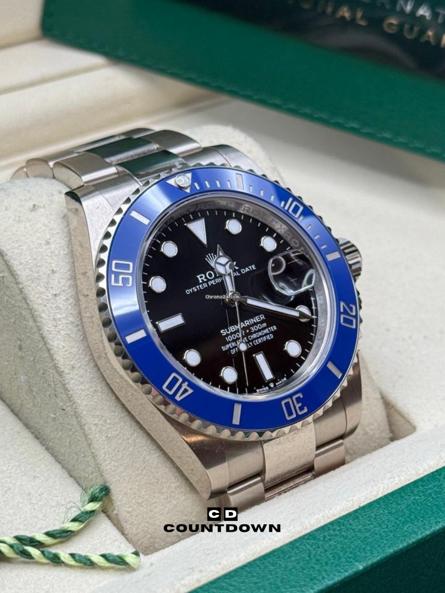 Image00003 Premium GMT Style Blue Bezel Watch - Image 1
